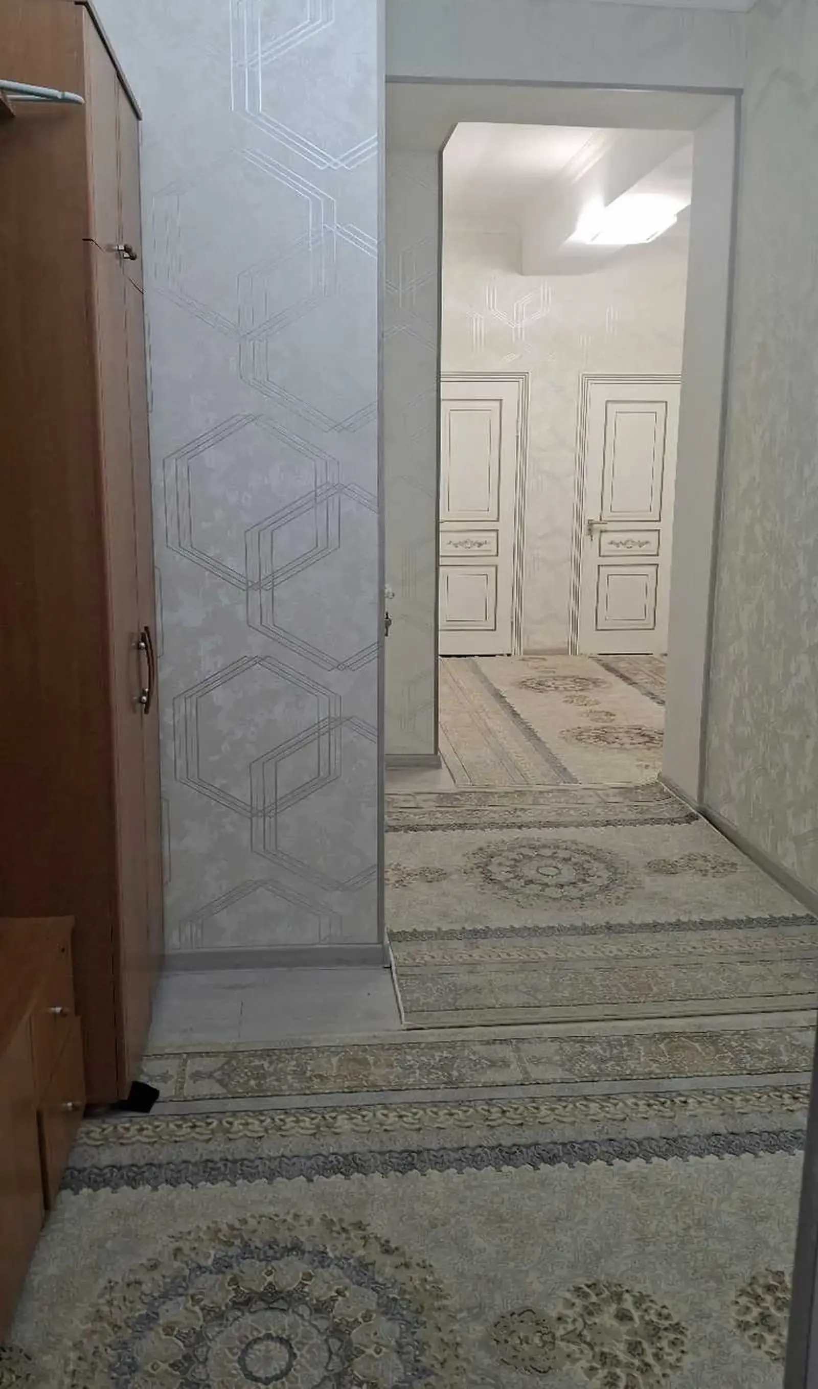 3-комн. квартира, 4 этаж, 100м², Фирдавси 64-мкр ру ба руи Бозори Корвон
