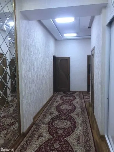 3-комн. квартира, 11 этаж, 137м², хиёбони Рудаки