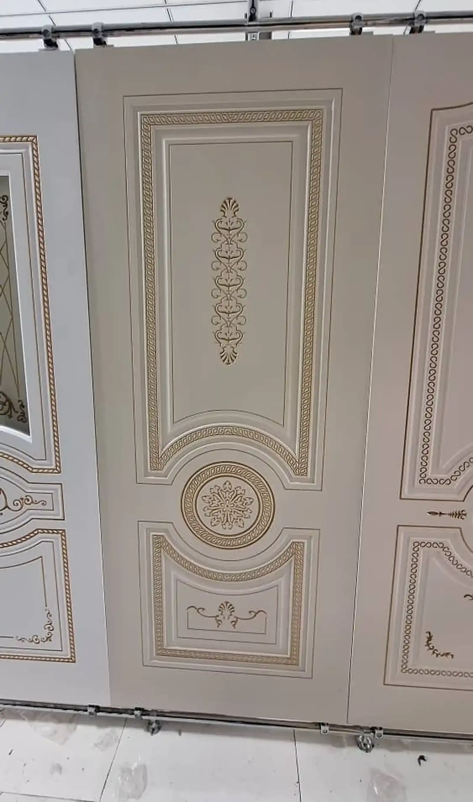 Дверь