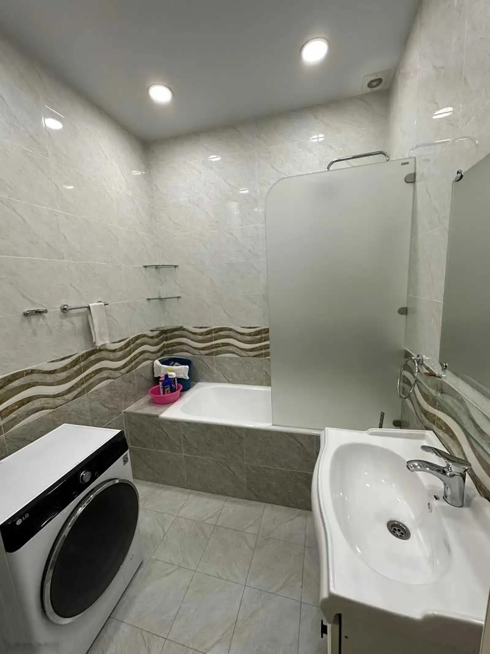 3-комн. квартира, 4 этаж, 136м², дом печати