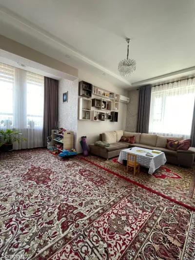 3-комн. квартира, 13 этаж, 85 м², дом над ЮСКОМ, рядом с ТРЦ Ашан