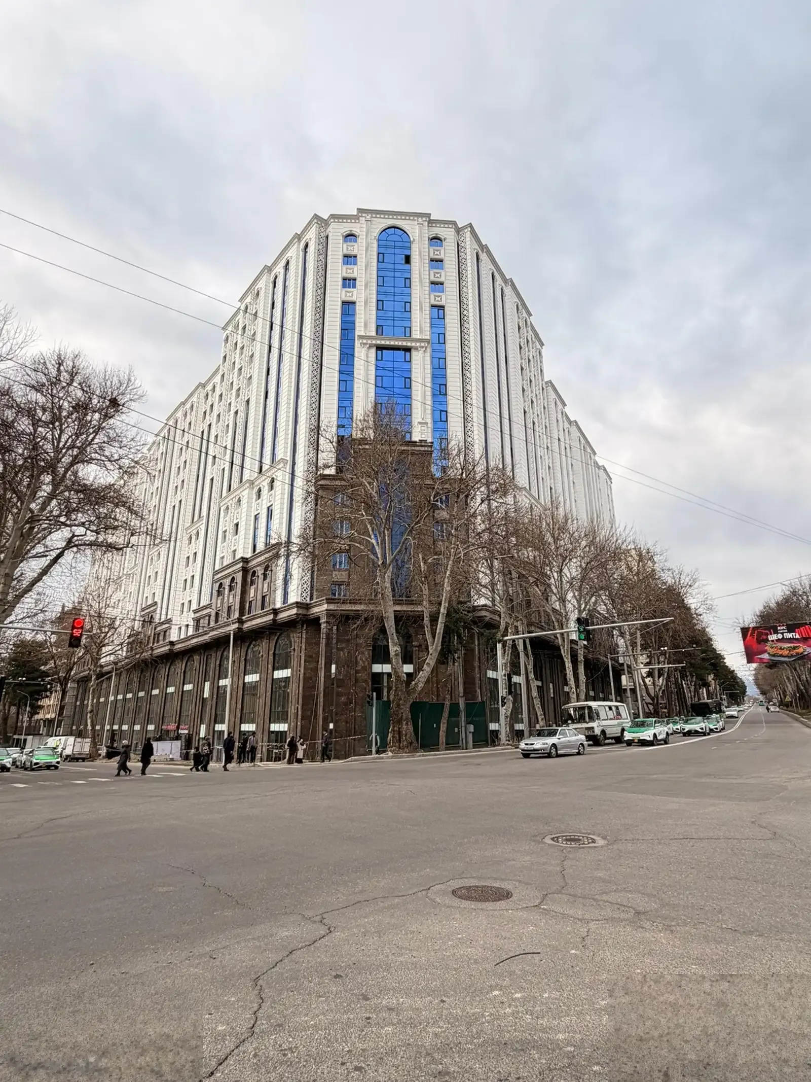 3-комн. квартира, 8 этаж, 114 м², Проспект Рудаки, сельхозинститут