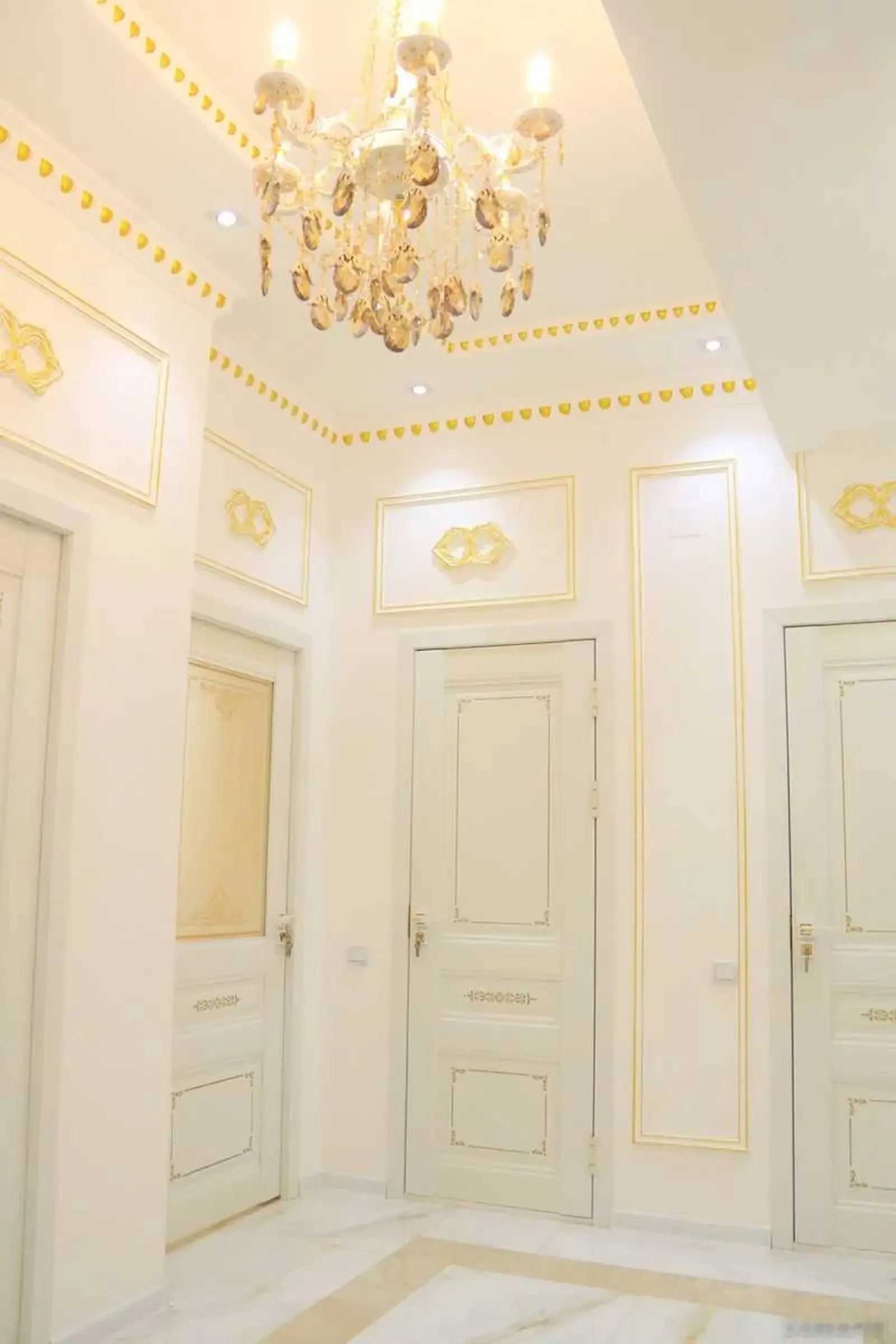 2-комн. квартира, 10 этаж, 110м², голубой экран