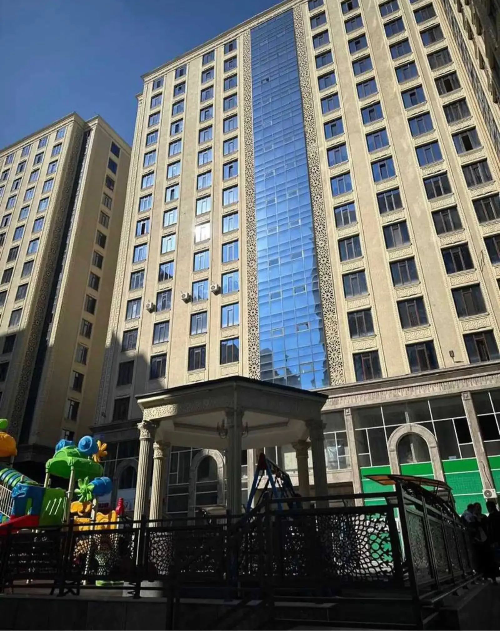 4-комн. квартира, 11 этаж, 153 м², Шохмансур, Созидание, Бахт-z