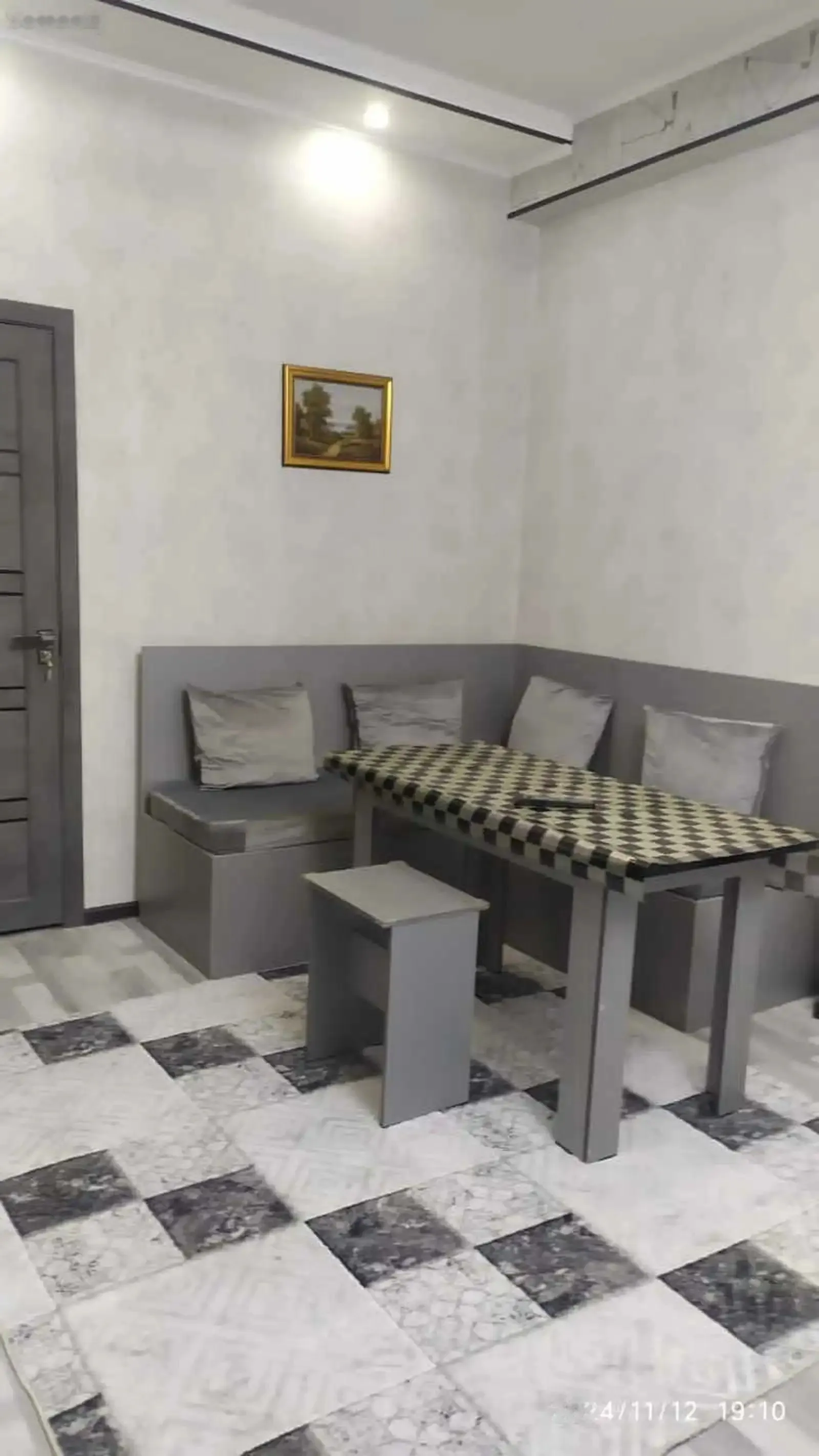 2-комн. квартира, 14 этаж, 55м², Овир