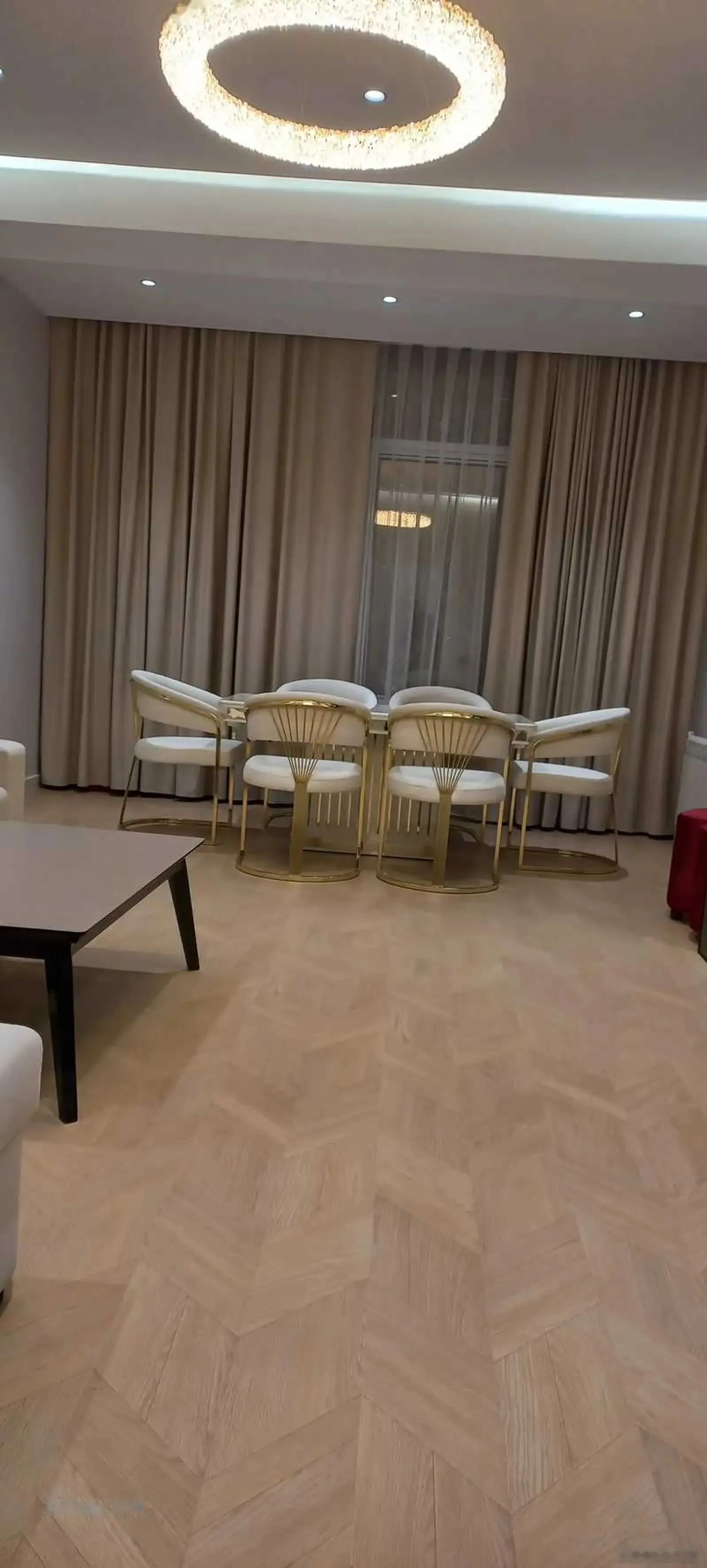 2-комн. квартира, 3 этаж, 127м², оперка