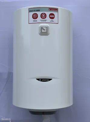 Водонагреватель Ariston 80л