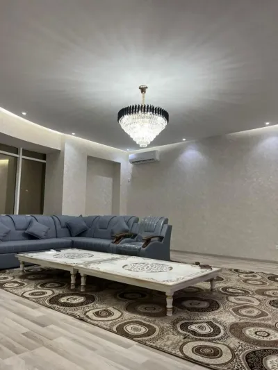 2-комн. квартира, 15 этаж, 110м², Шохмансур