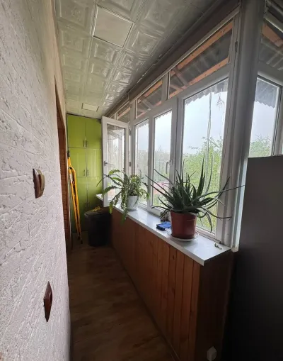 3-комн. квартира, 4 этаж, 81 м², Сино 102мкр пеши иститути забонхо