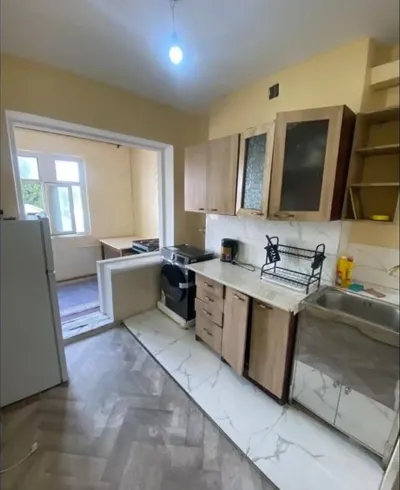 2-комн. квартира, 3 этаж, 80м², Сино