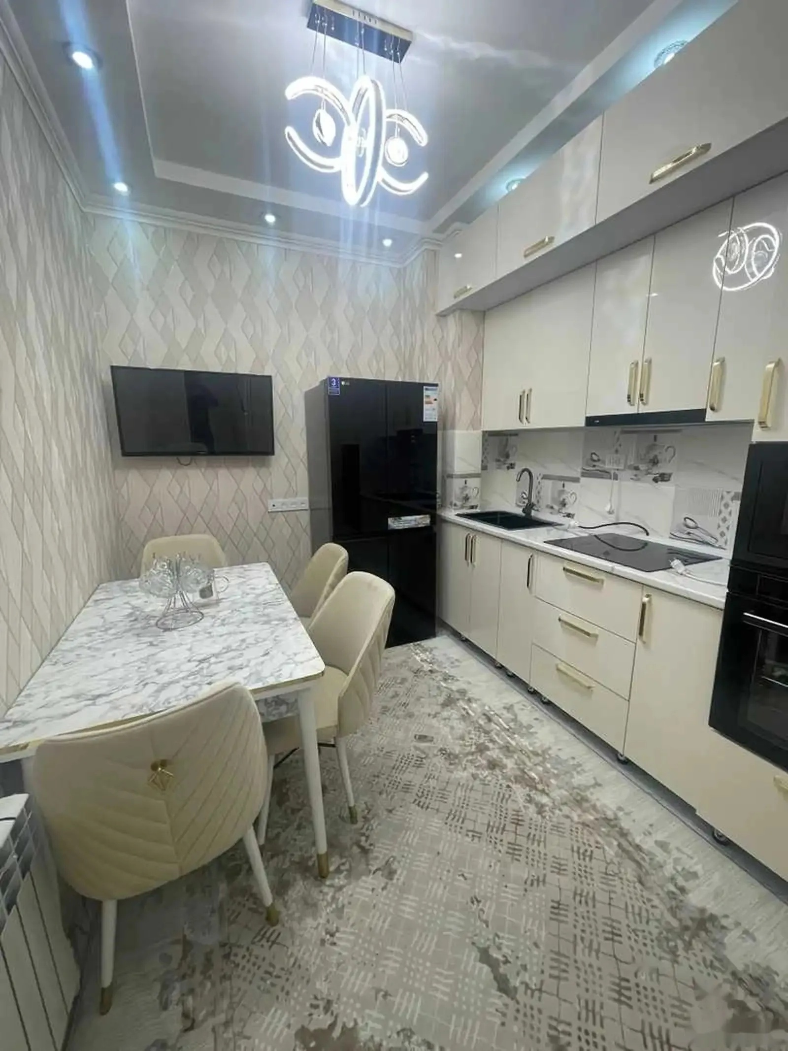 2-комн. квартира, 11 этаж, 68м², Фирдавси дом Ёвар