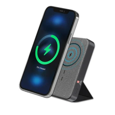 Повербанк Swiss Military 10000 mAh Magnetic SM-PB-10K-MAGCHARGE-STAND-GRY