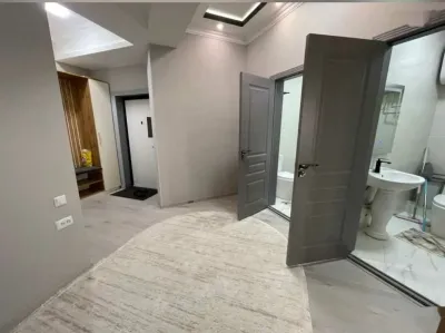 3-комн. квартира, 17 этаж, 85м², Шохмансур