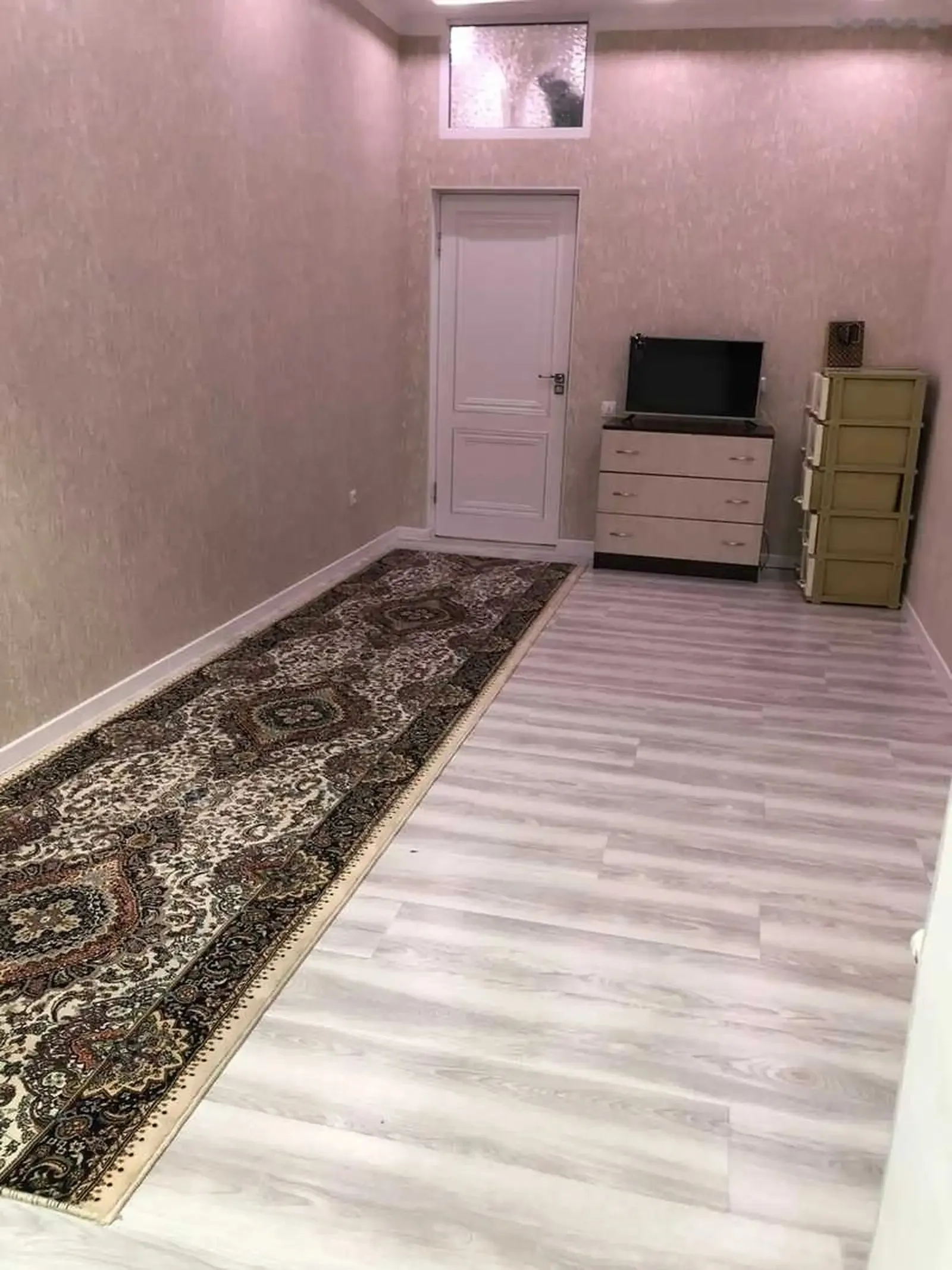2-комн. квартира, 18 этаж, 80м², Шохмансур