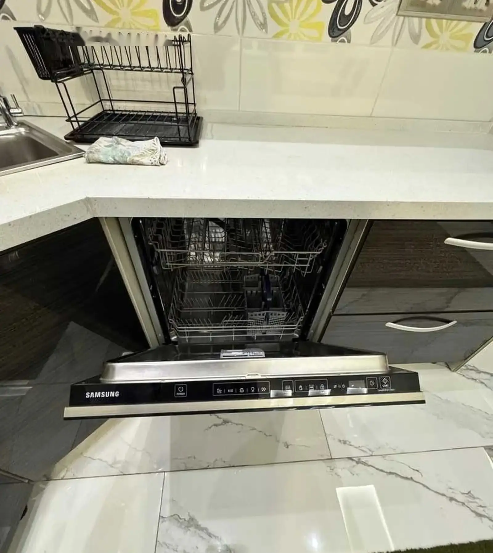 3-комн. квартира, 10 этаж, 107м², Шохмансур