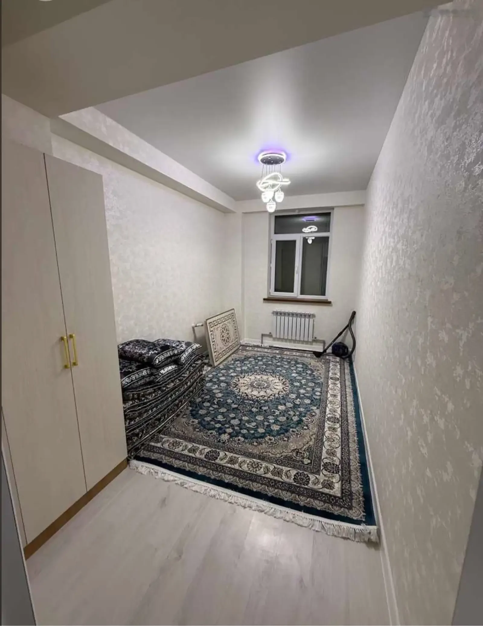 3-комн. квартира, 4 этаж, 95м², 102мкр