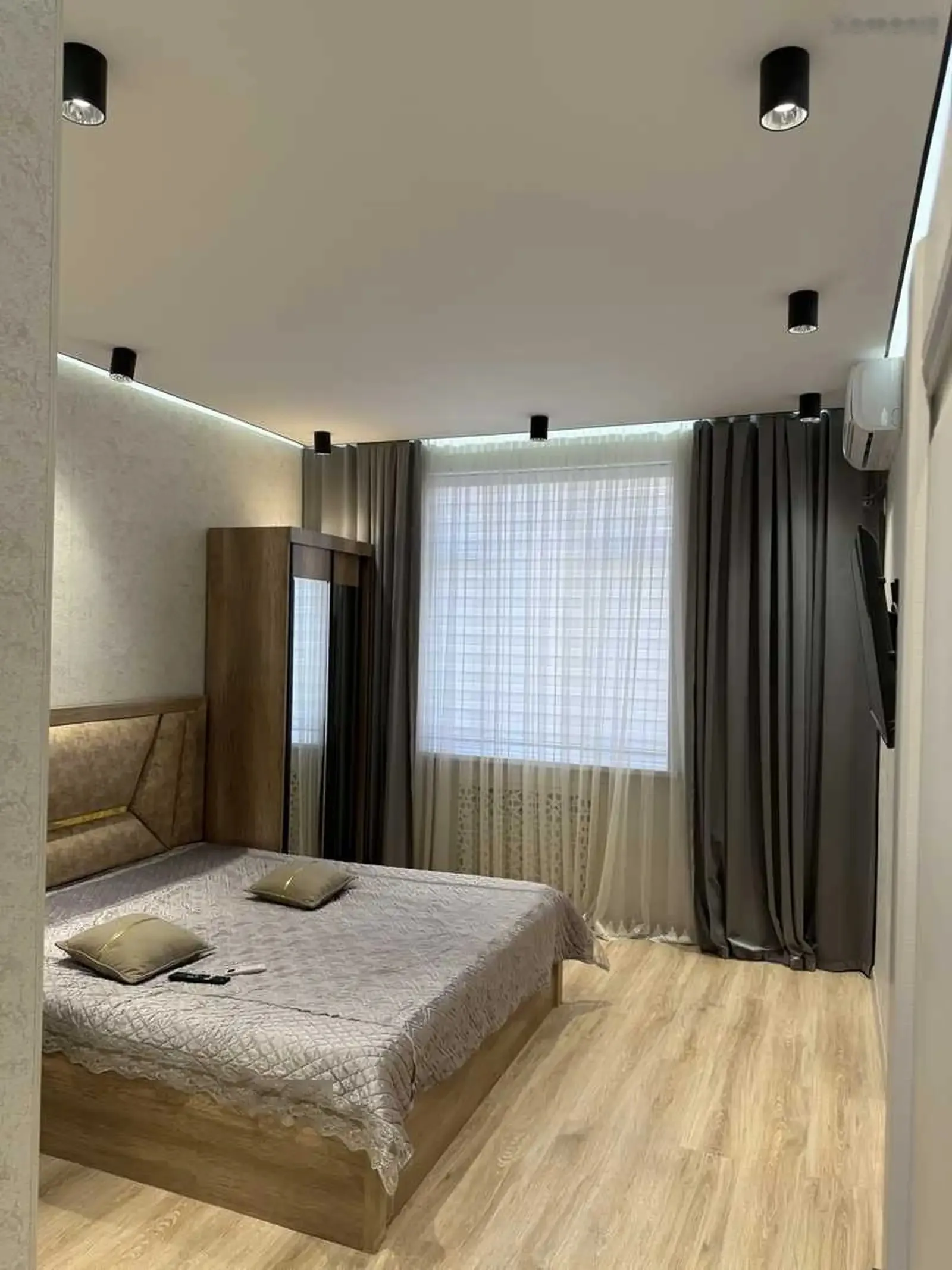 3-комн. квартира, 14 этаж, 110м², ОВИР