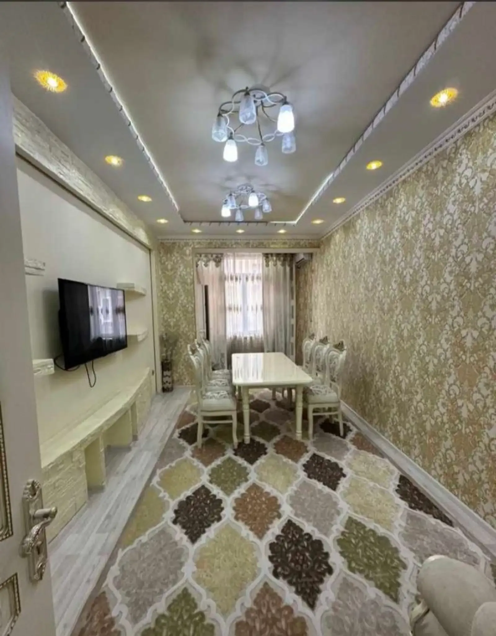 5-комн. квартира, 4 этаж, 151 м², Сино, 112мкр