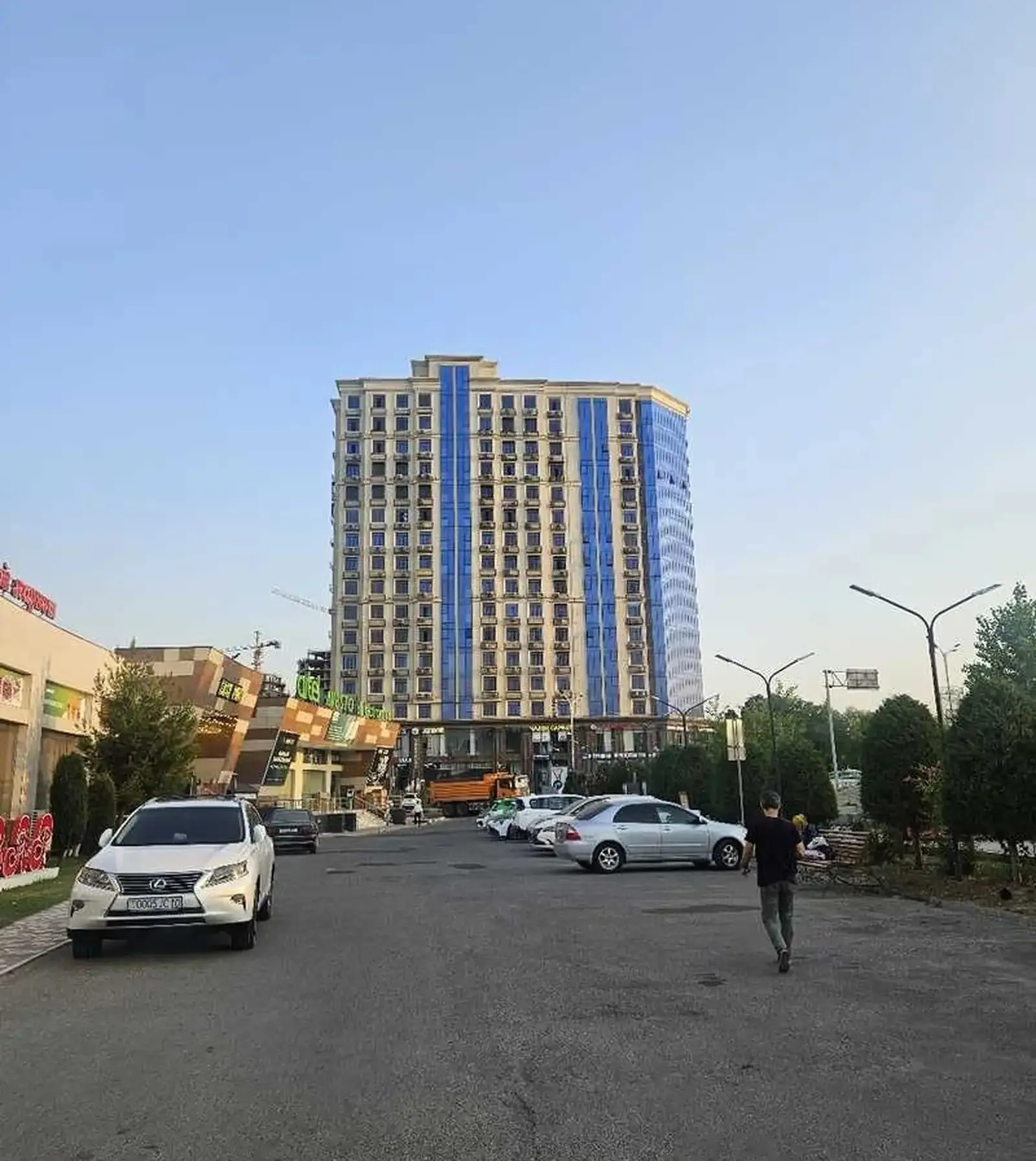 2-комн. квартира, 15 этаж, 60м², Сино