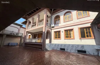 2-этажный, 10 комнатный дом, 500 м², Сомони