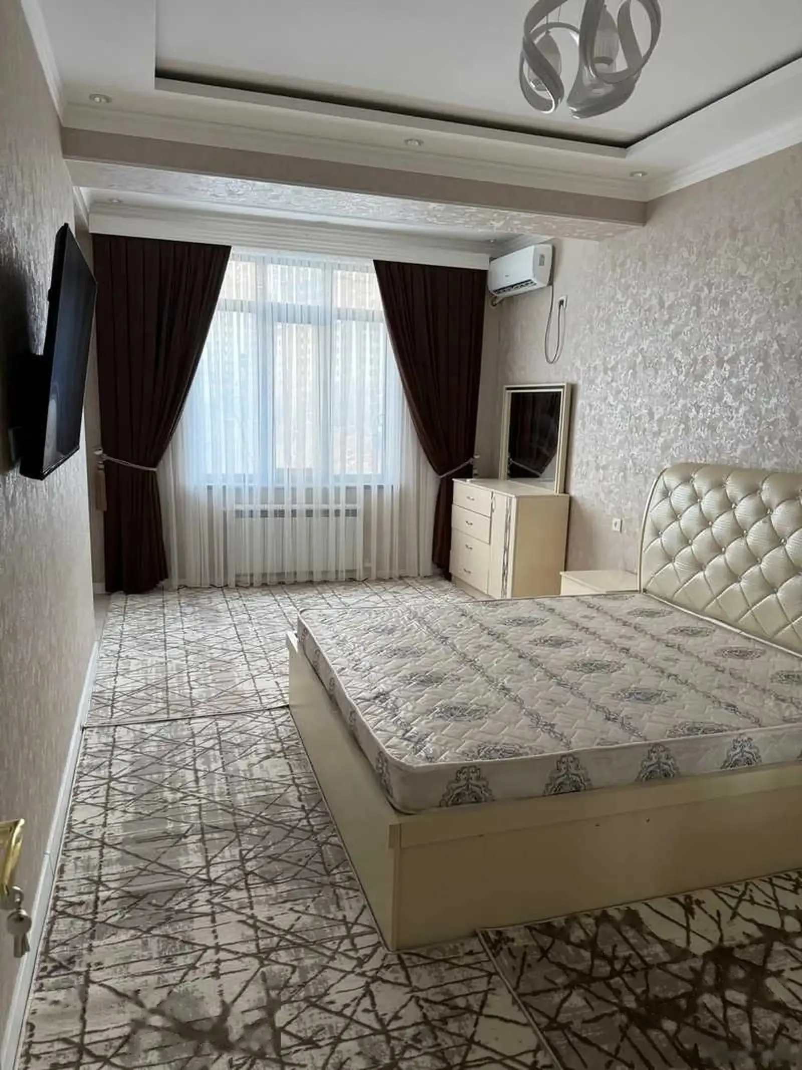 3-комн. квартира, 6 этаж, 110м², танка Увд