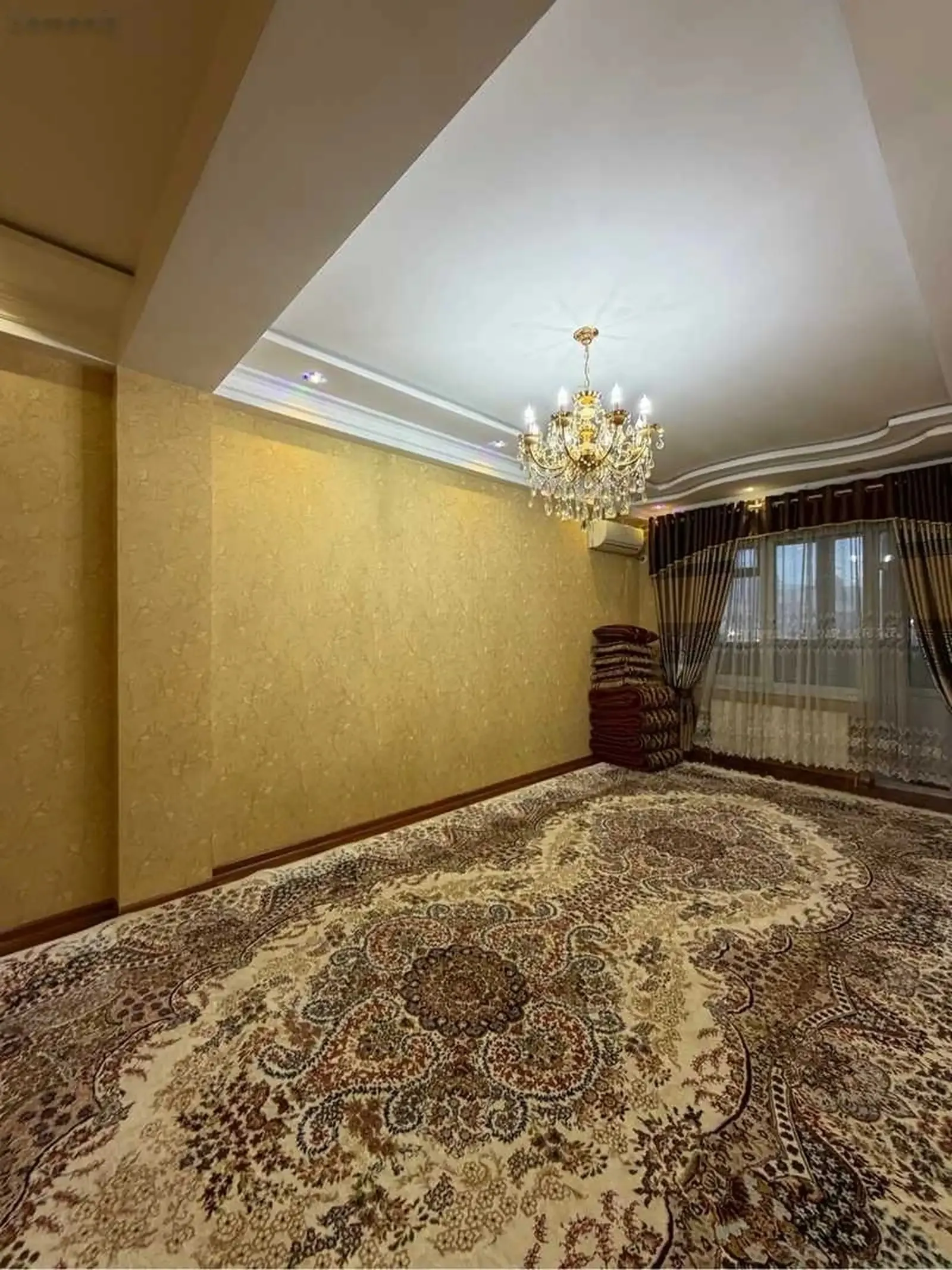 3-комн. квартира, 5 этаж, 118м², 84мкр доми Милано мода