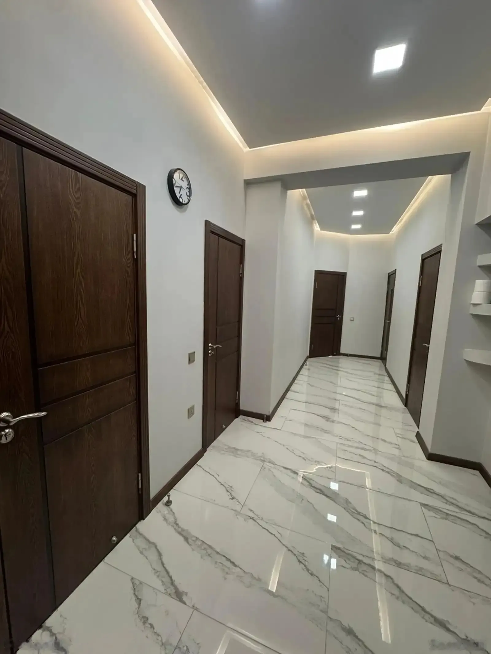 3-комн. квартира, 10 этаж, 107м², Шохмансур