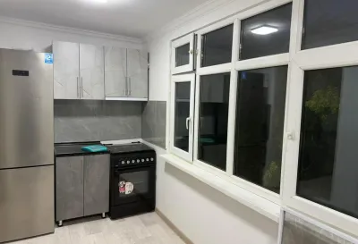3-комн. квартира, 4 этаж, 68м², Профсоюз, главный Ёвар