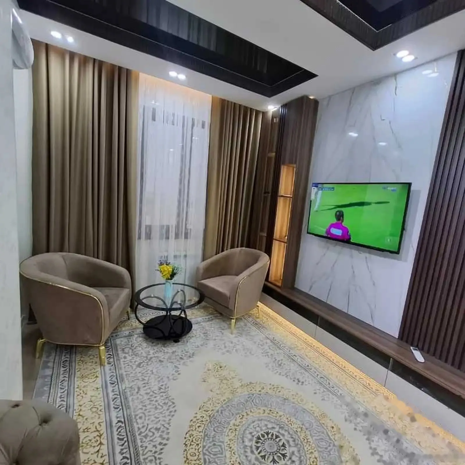 2-комн. квартира, 21 этаж, 59м², Гостиница Hilton