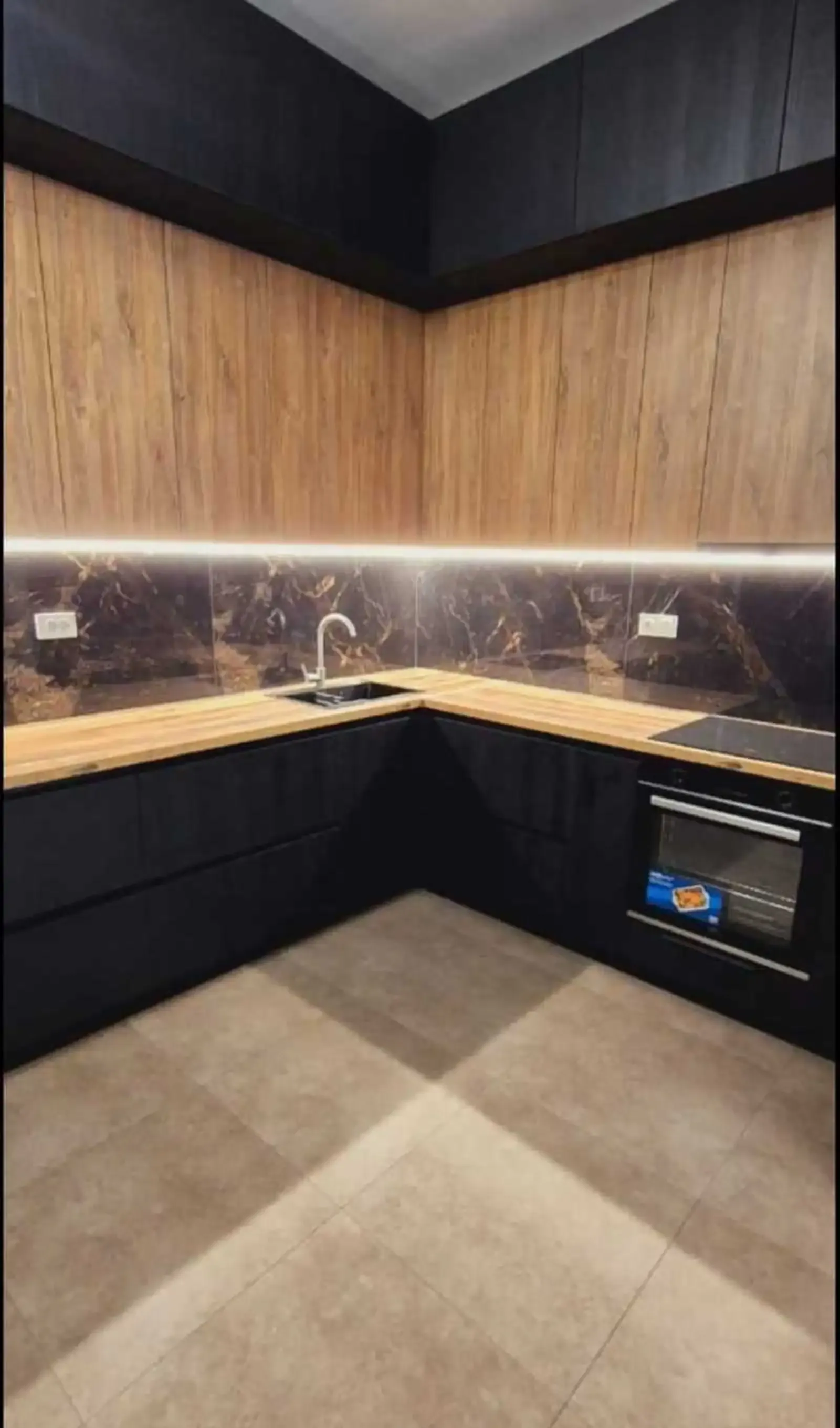 2-комн. квартира, 13 этаж, 80м², ДОМ ПЕЧАТ АЛФЕМО