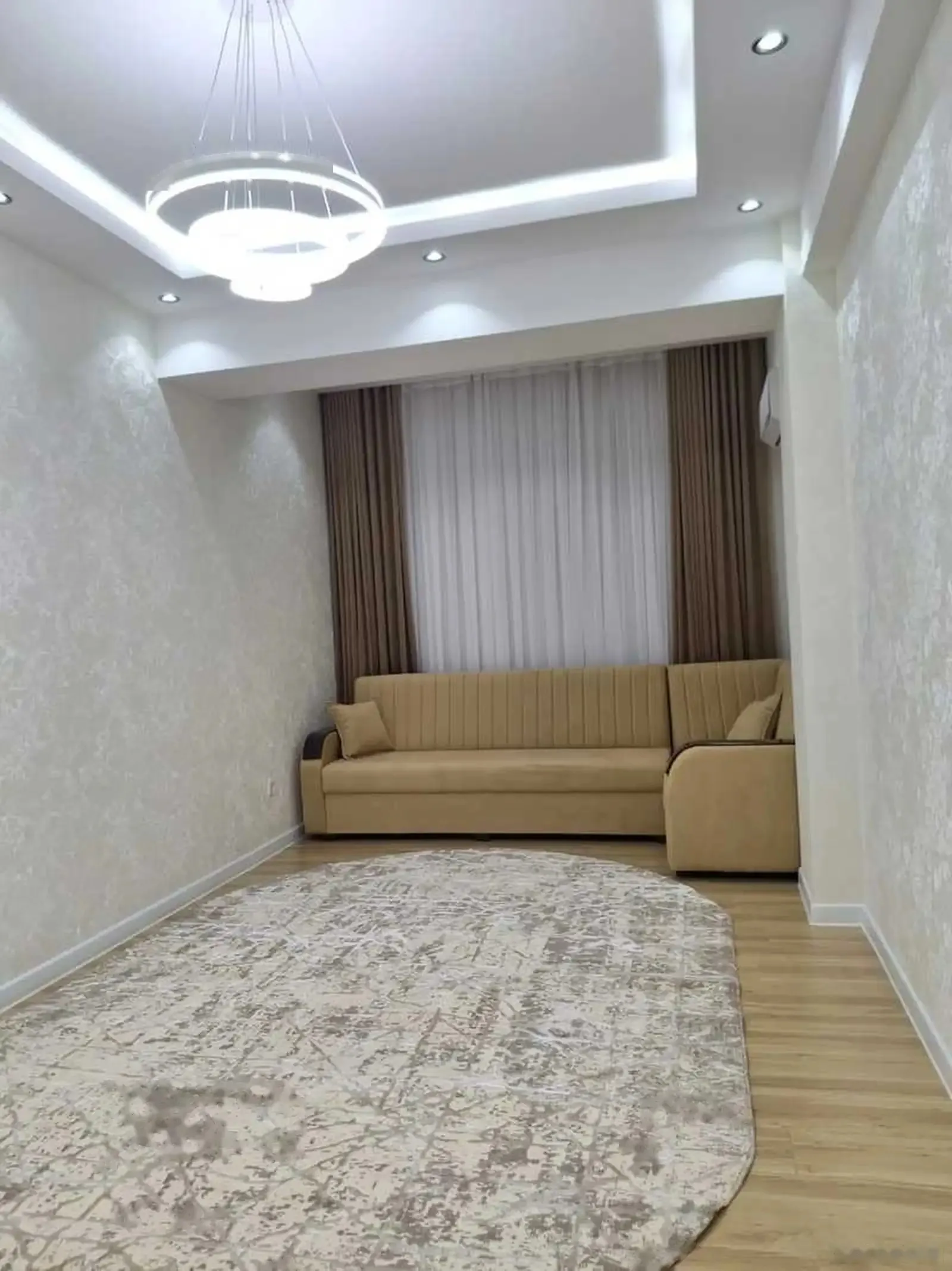 2-комн. квартира, 6 этаж, 80м², текстиль