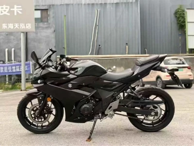 Мотоцикл Suzuki GSX250