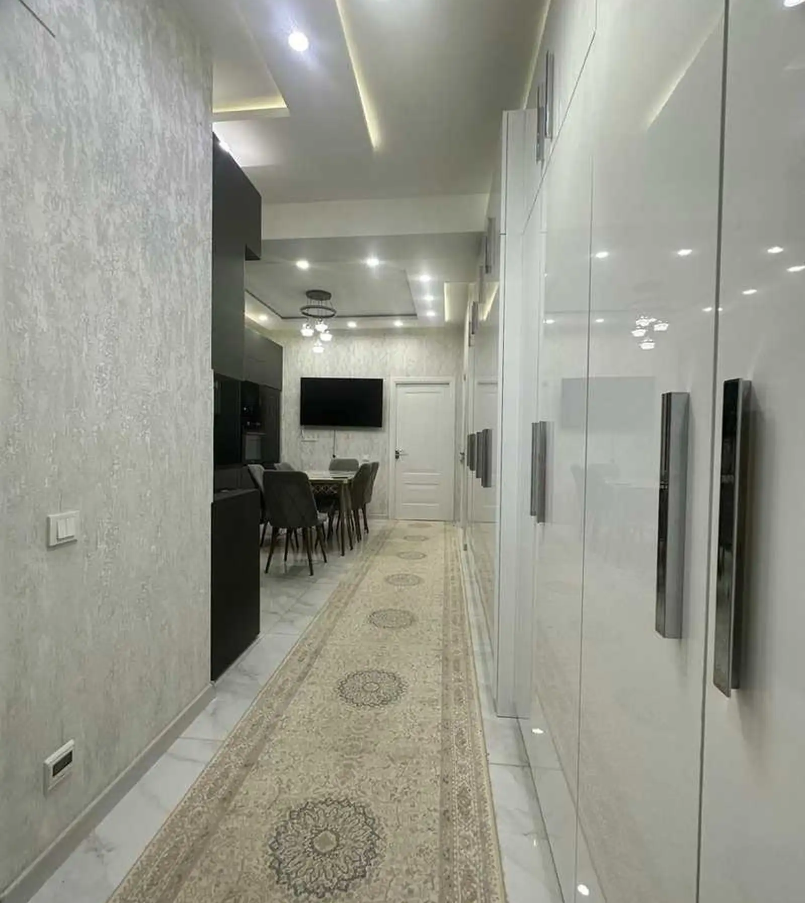 3-комн. квартира, 10 этаж, 85м², Шохмансур поворот Аэропорта
