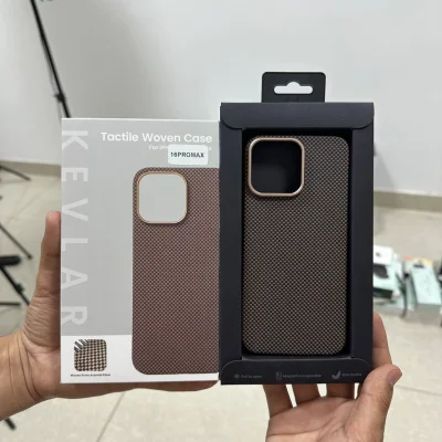 Чехол для iPhone 16 Pro Max карбоновый
