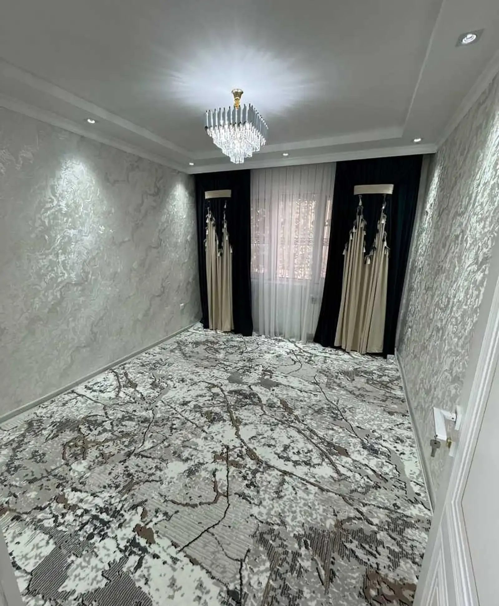2-комн. квартира, 2 этаж, 78м², ГАИ 33 М/К пеши бозорчаи 33