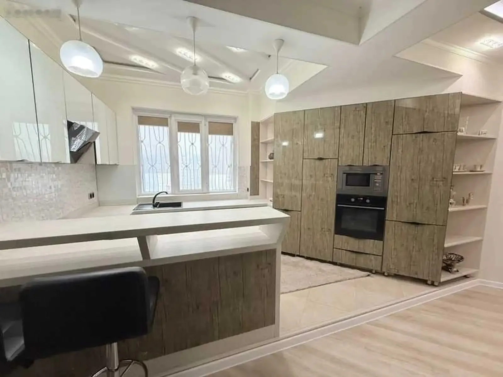 4-комн. квартира, 11 этаж, 123м², спартак доми симург