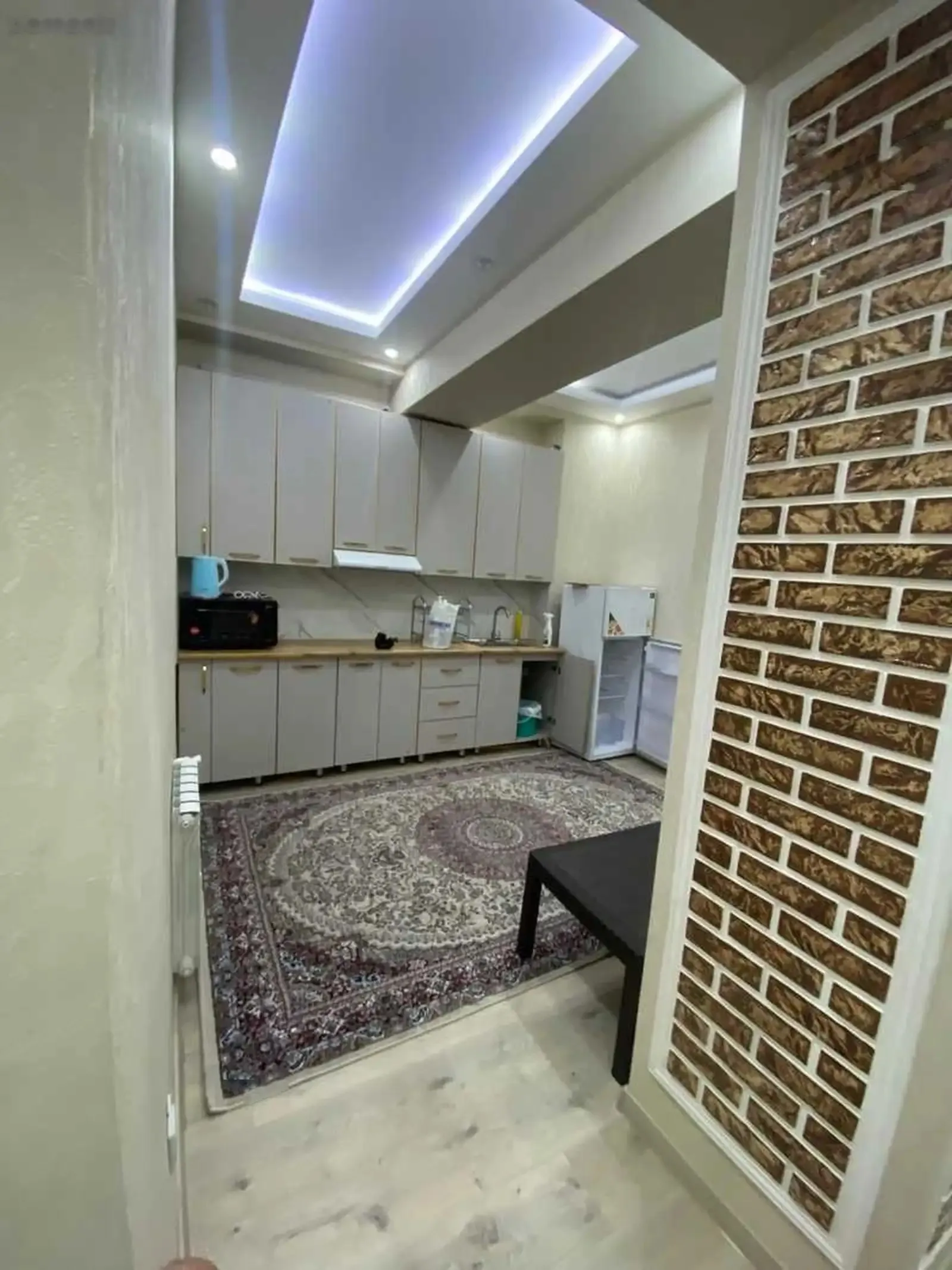 2-комн. квартира, 11 этаж, 65м², Шохмансур
