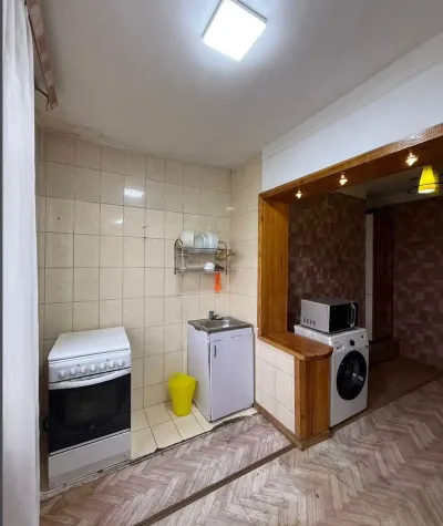 2-комн. квартира, 3 этаж, 65м², Сино