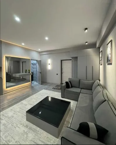 2-комн. квартира, 18 этаж, 78м², Голубой экран