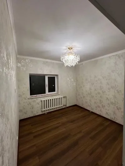 3-комн. квартира, 4 этаж, 70м², 84 мкр