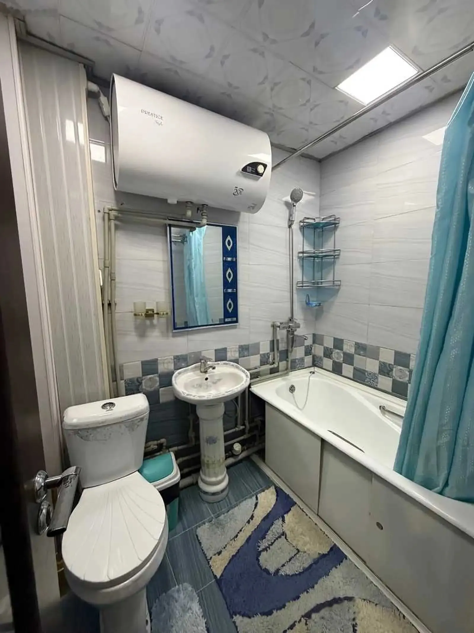 4-комн. квартира, 2 этаж, 95м², профсоюз