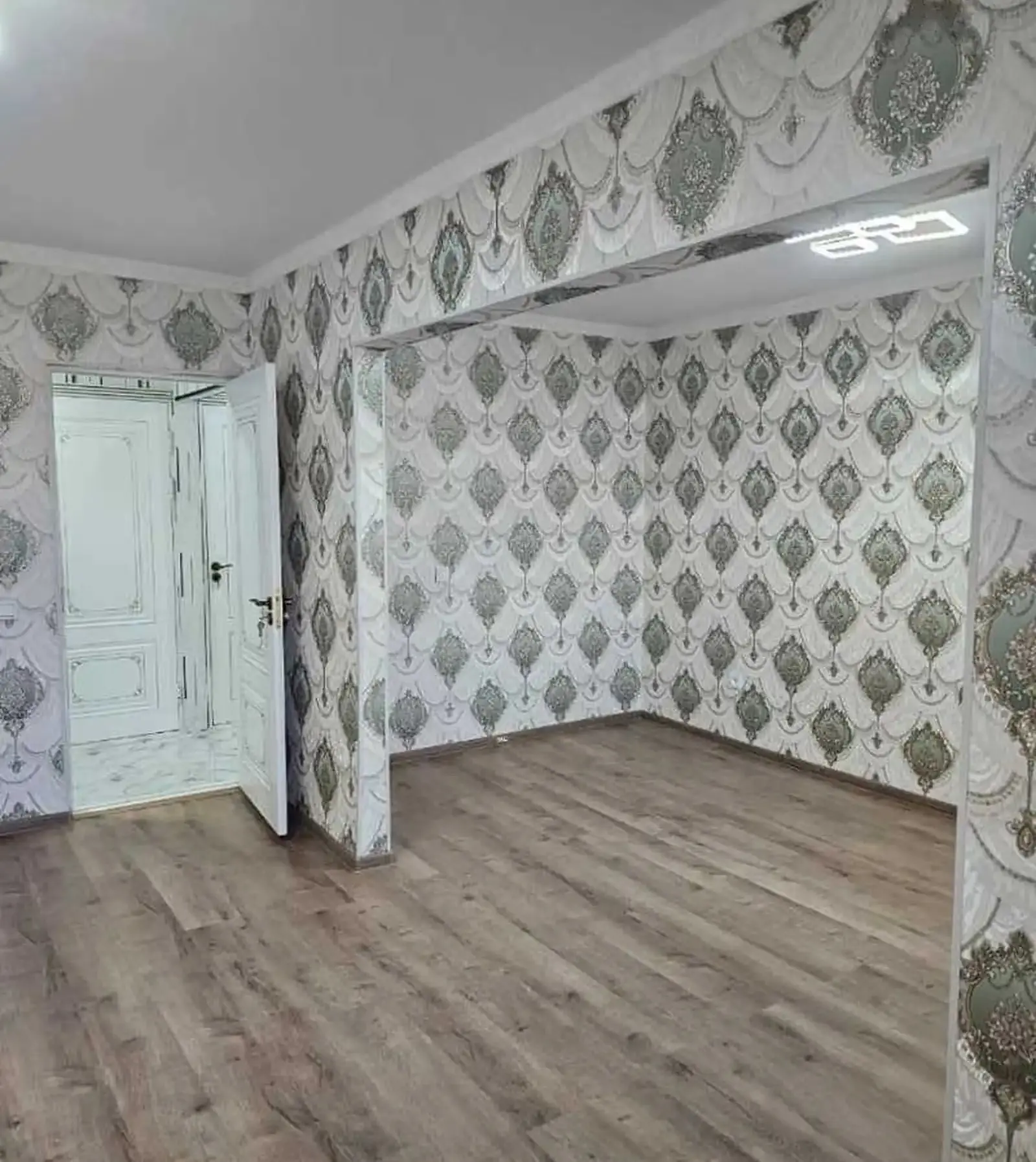 3-комн. квартира, 5 этаж, 100м², Сино