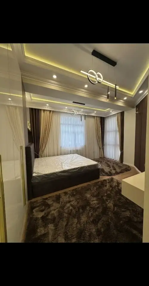 3-комн. квартира, 4 этаж, 93 м², Фирдавси