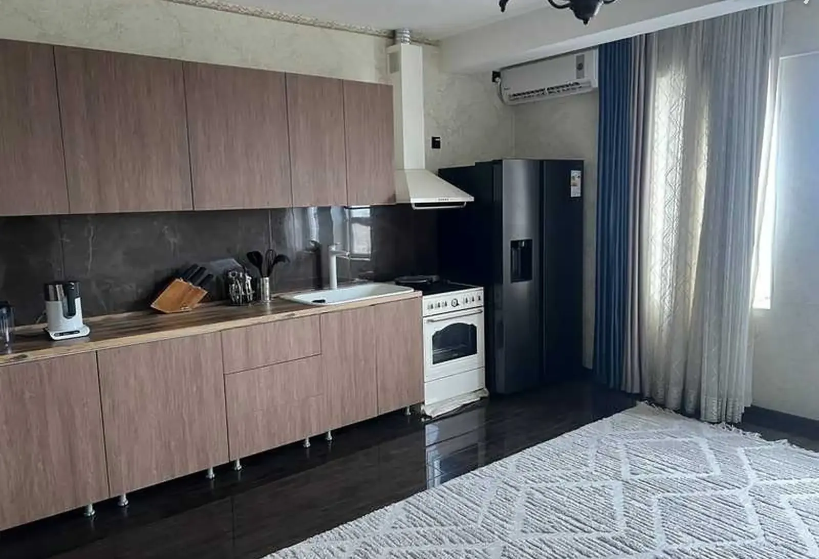 1-комн. квартира, 16 этаж, 52 м², Цирк