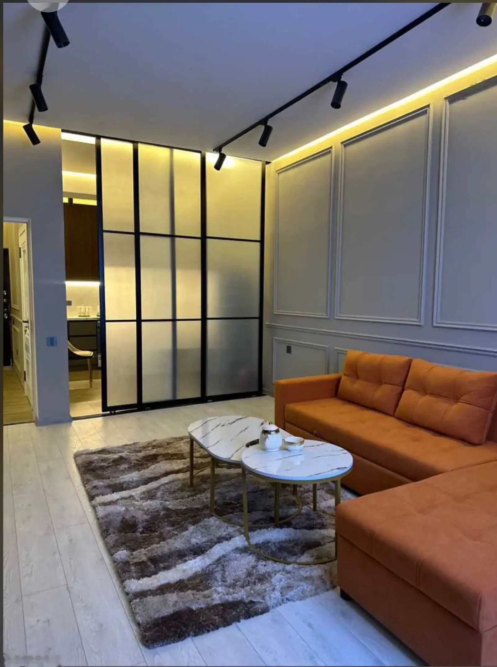2-комн. квартира, 13 этаж, 60м², Овир гранд отель