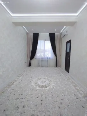 3-комн. квартира, 5 этаж, 68 м², сино