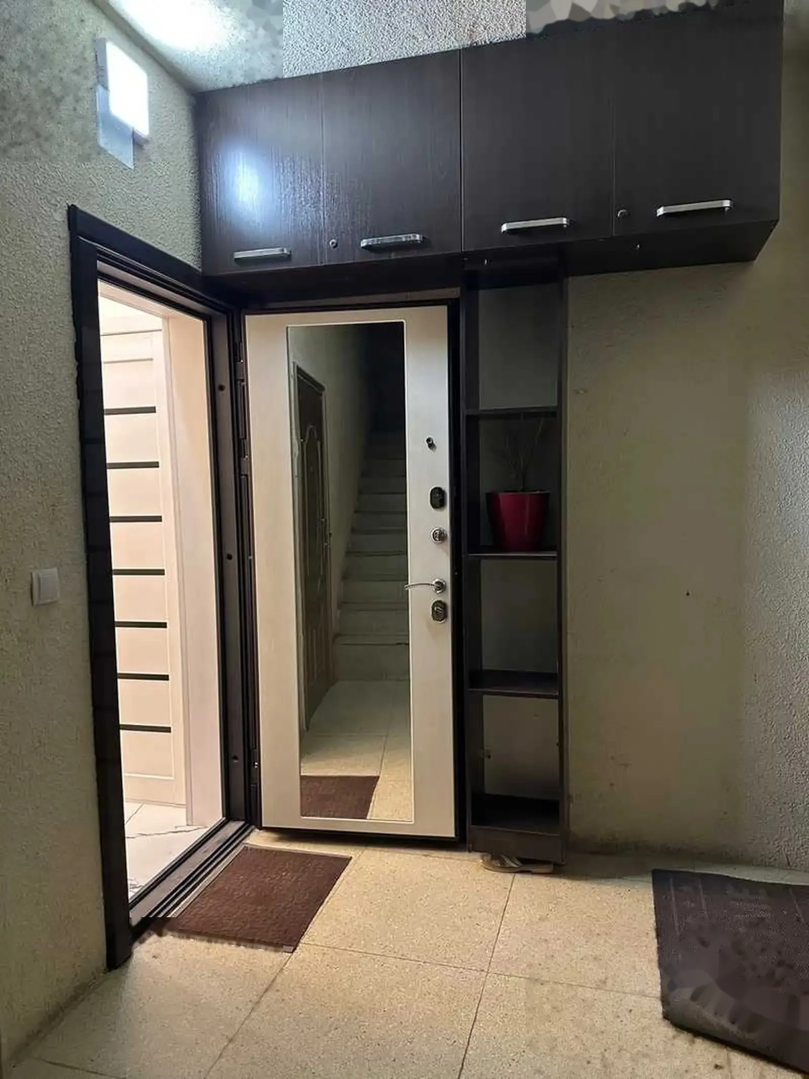 2-комн. квартира, 1 этаж, 50м², Фирдавси