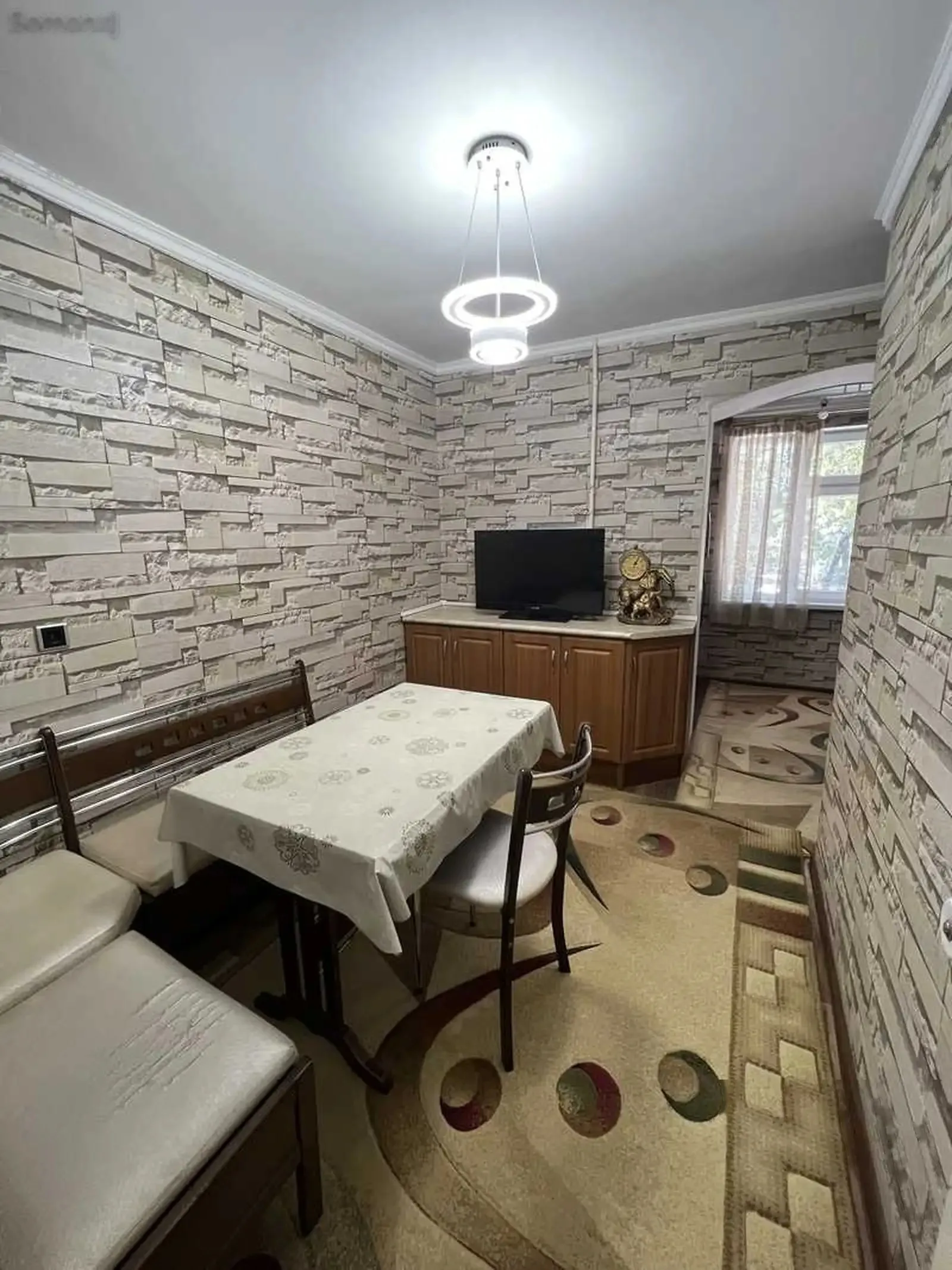 2-комн. квартира, 2 этаж, 60м², Ослиные Уши, Роддом 2, Чучабирён