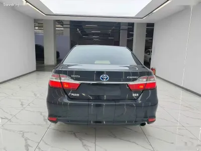 Toyota Camry, 2016