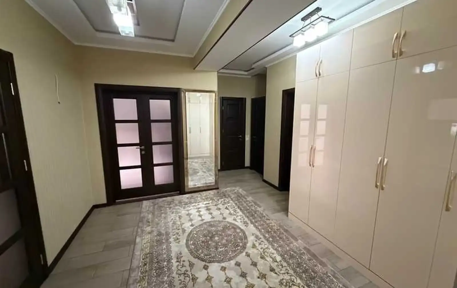 3-комн. квартира, 3 этаж, 120м², Исмоили Сомони